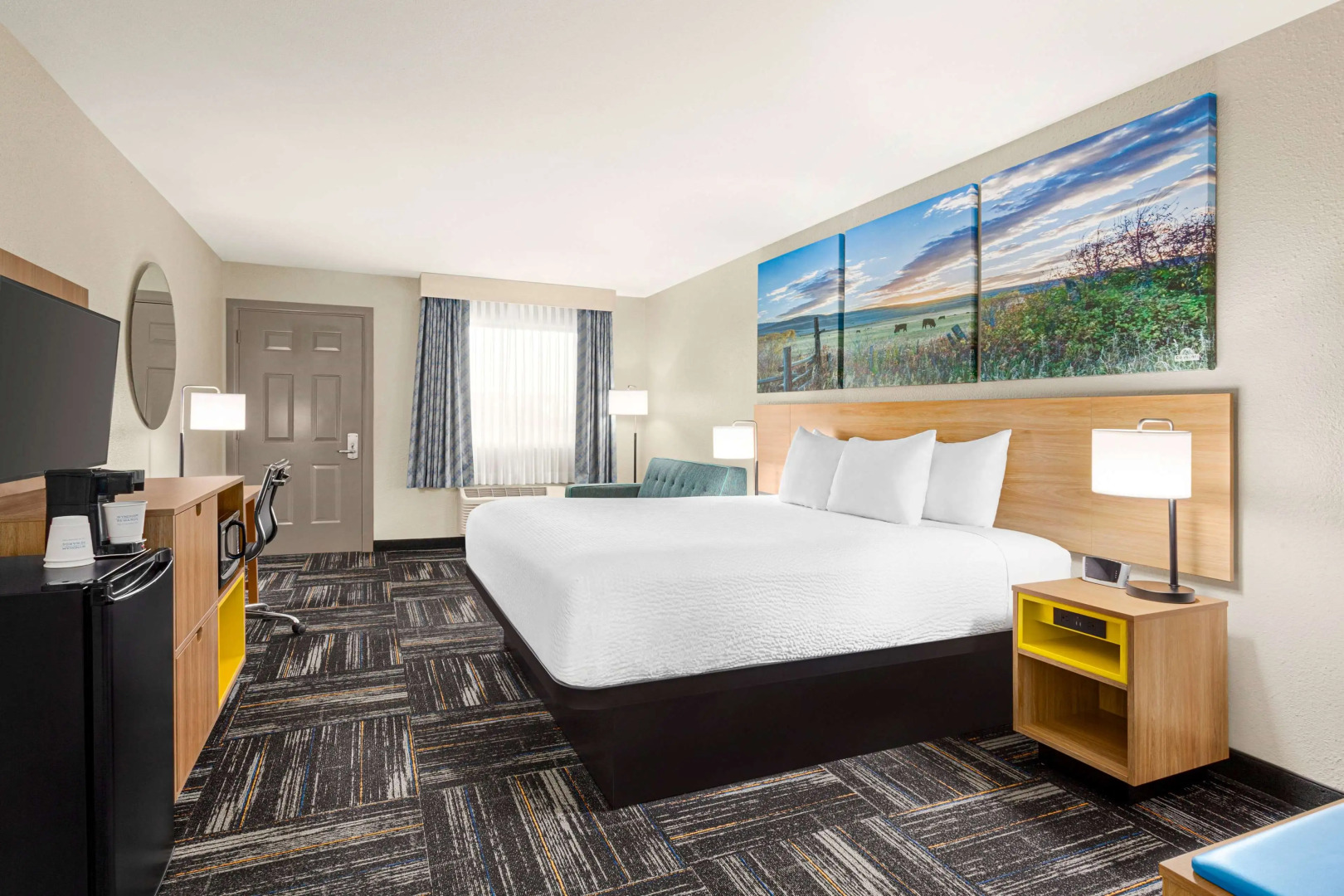 Days Inn by Wyndham Paris