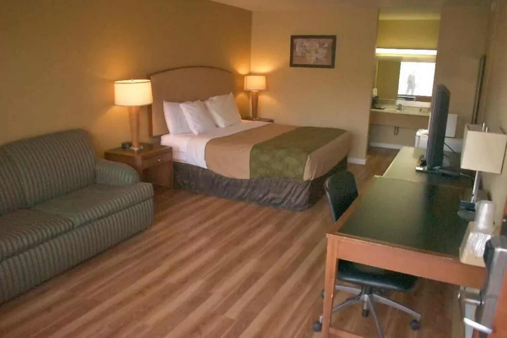 AmeriVu Inn & Suites - Gilbertsville