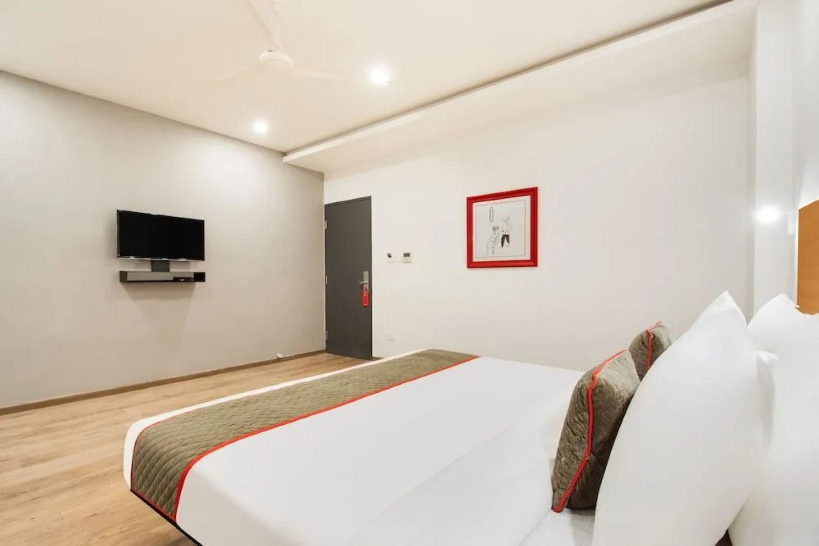 OYO Townhouse 228 Hotel Alana