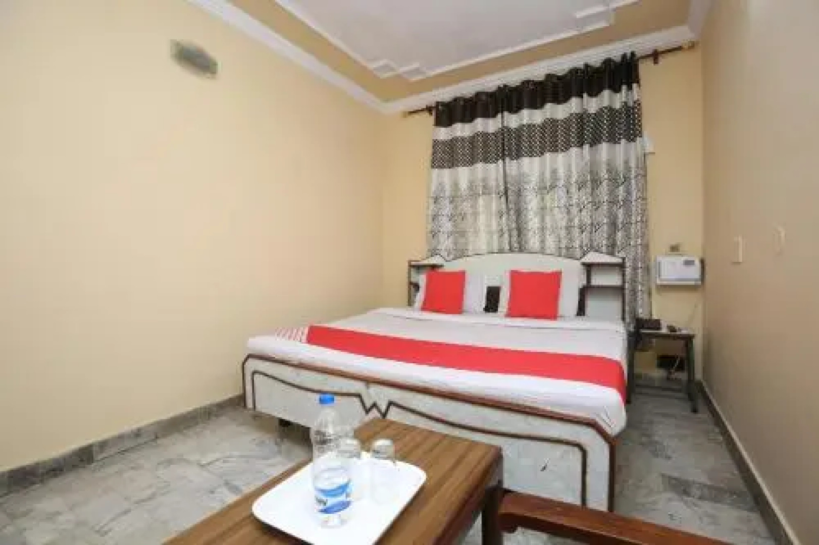 OYO 22972 Hotel Vikrant