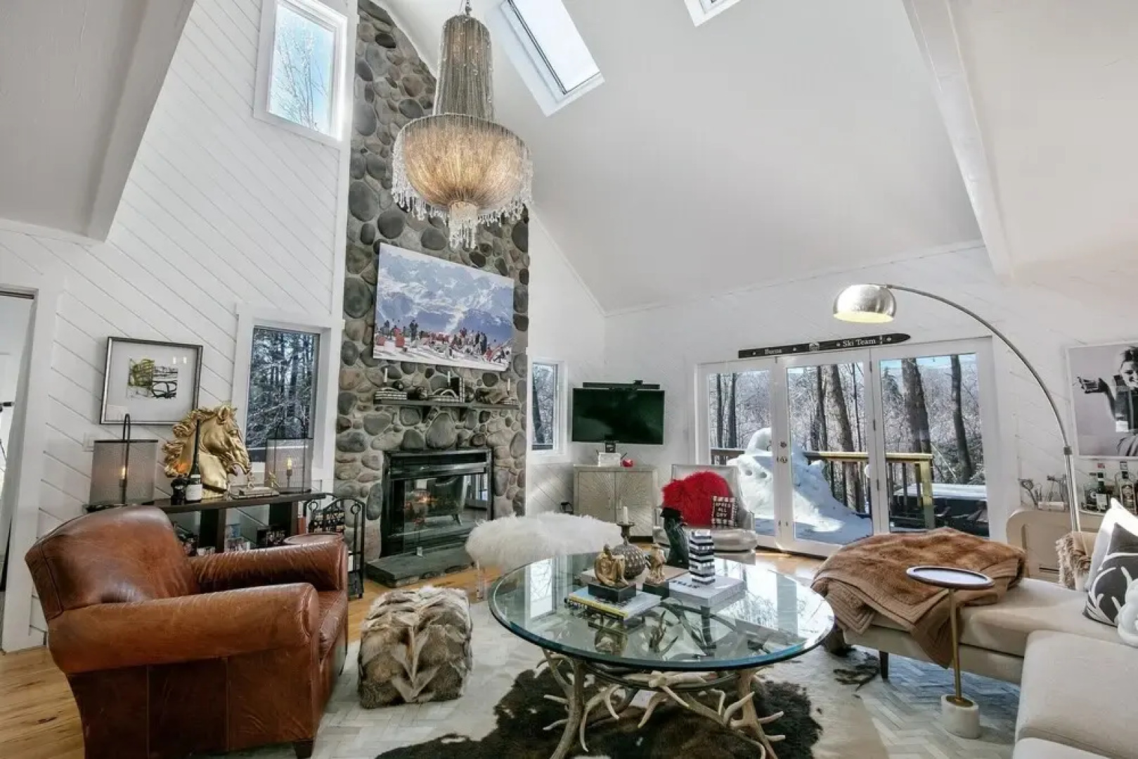 "why Not" - A Gorgeous Designer Decorated West Dover Home Located Next To Mt Snow Golf Club And Ski Mountain 5 Bedroom Home by Redawning