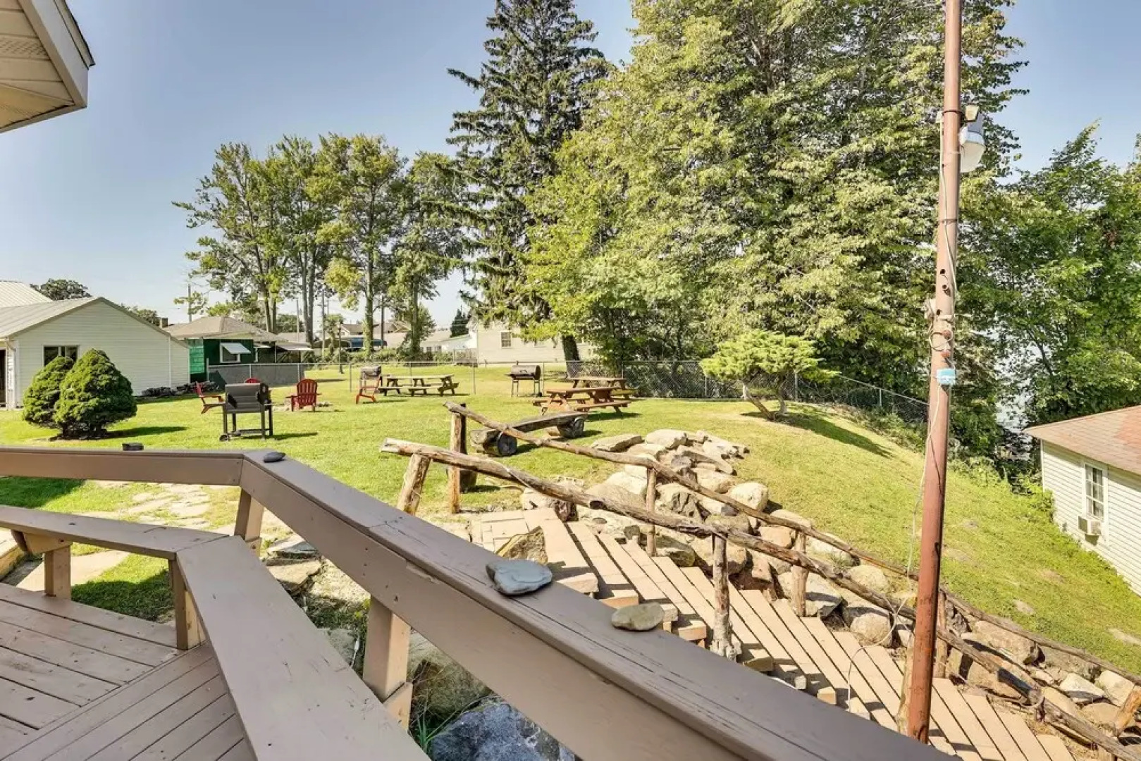 Lakefront Geneva Vacation Rental - Walk to Strip!