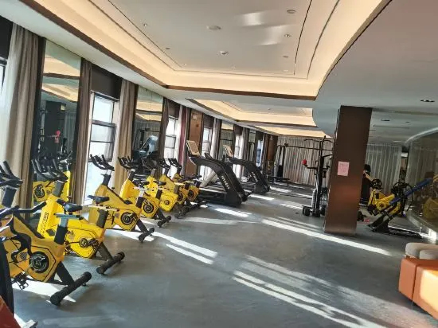 Yijing Guanlan Hotel