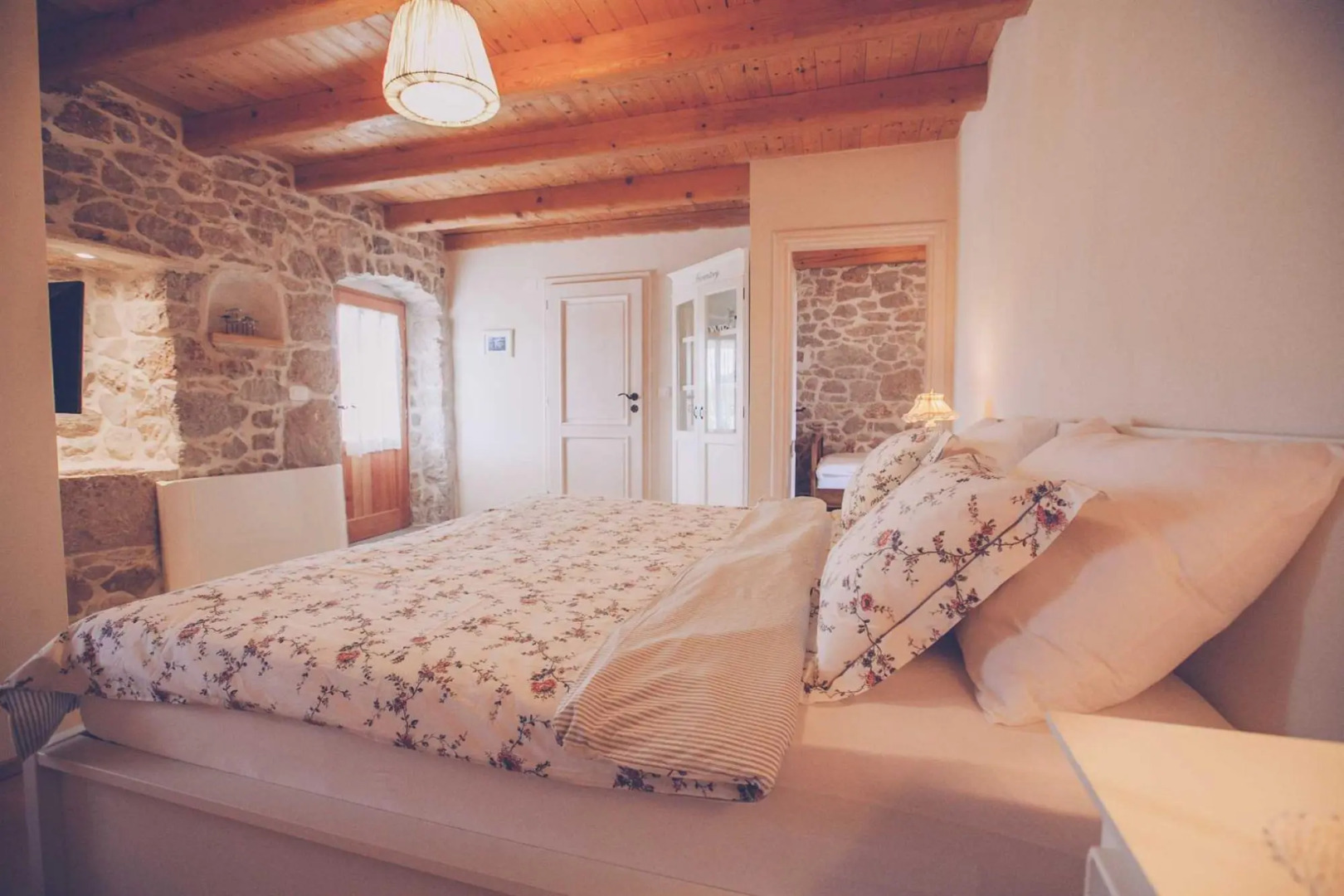 Villa DELUXE in Gabonjin