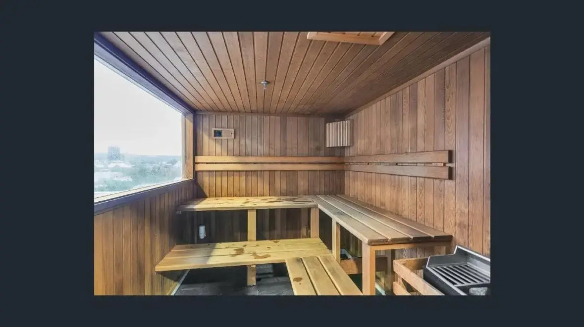 Hi 5 Stars Luxury Adelaide City Apartment