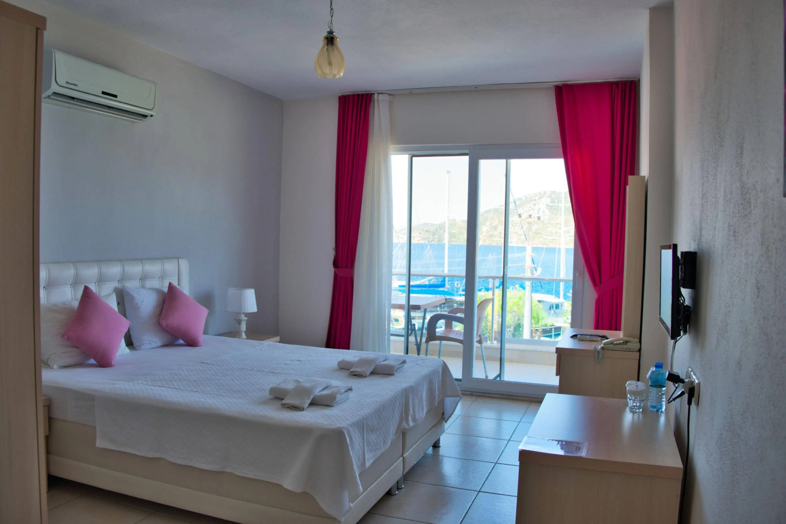 Defne Lori̇na Buti̇k Hotel