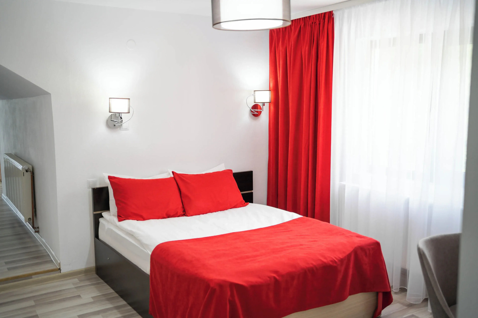 Hotel Piscul Negru