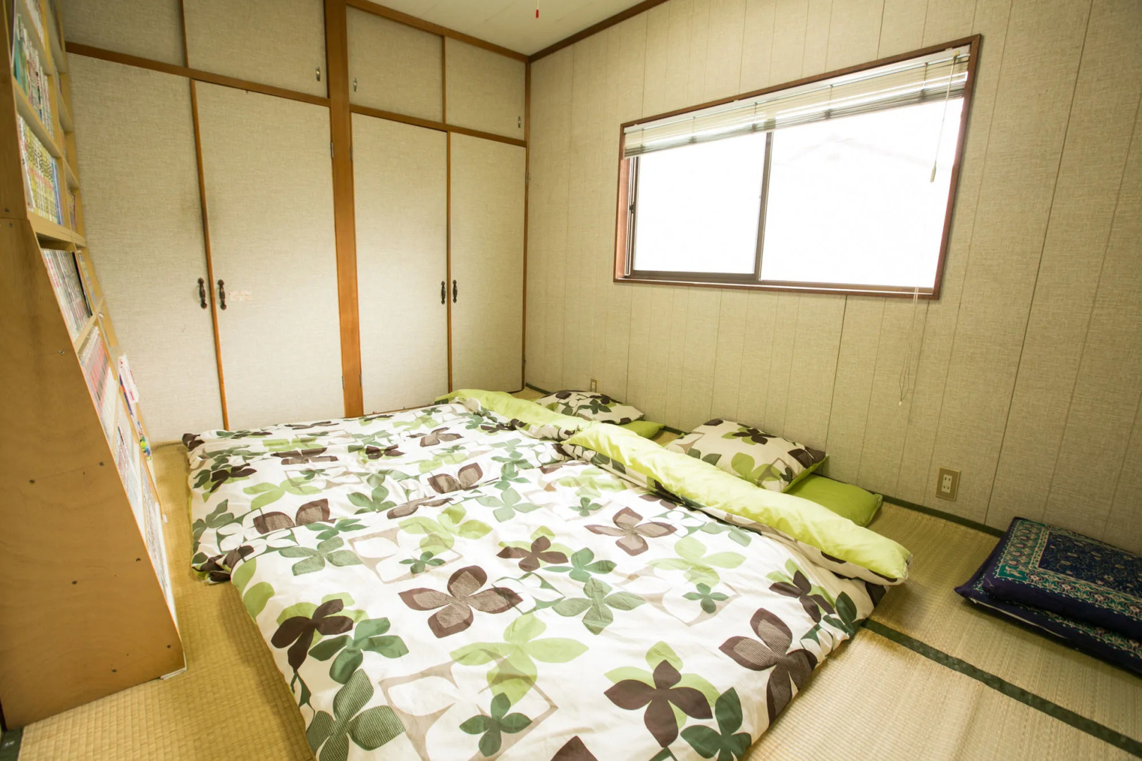 Airloghouse - Comic Inn -