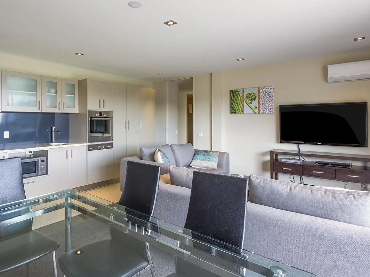 Esplanade Apartments