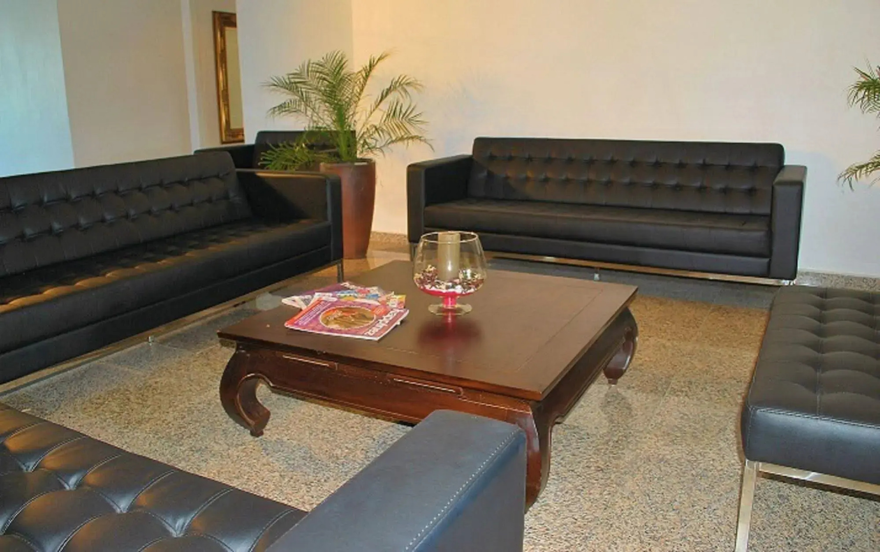 The Mansion Suites