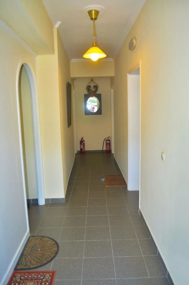 Holiday Studio Apartments Yannis on Agios Gordios Beach in Corfu