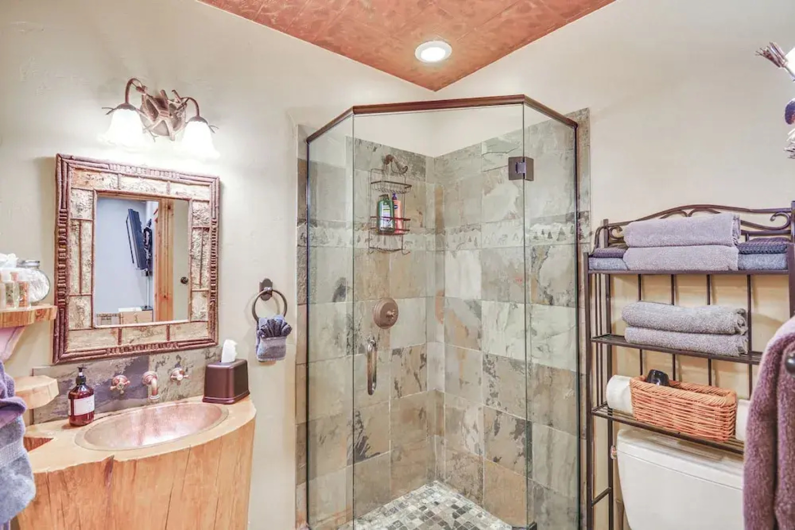 Sauna & Hot Tub: Mtn-view Retreat in Silverthorne!