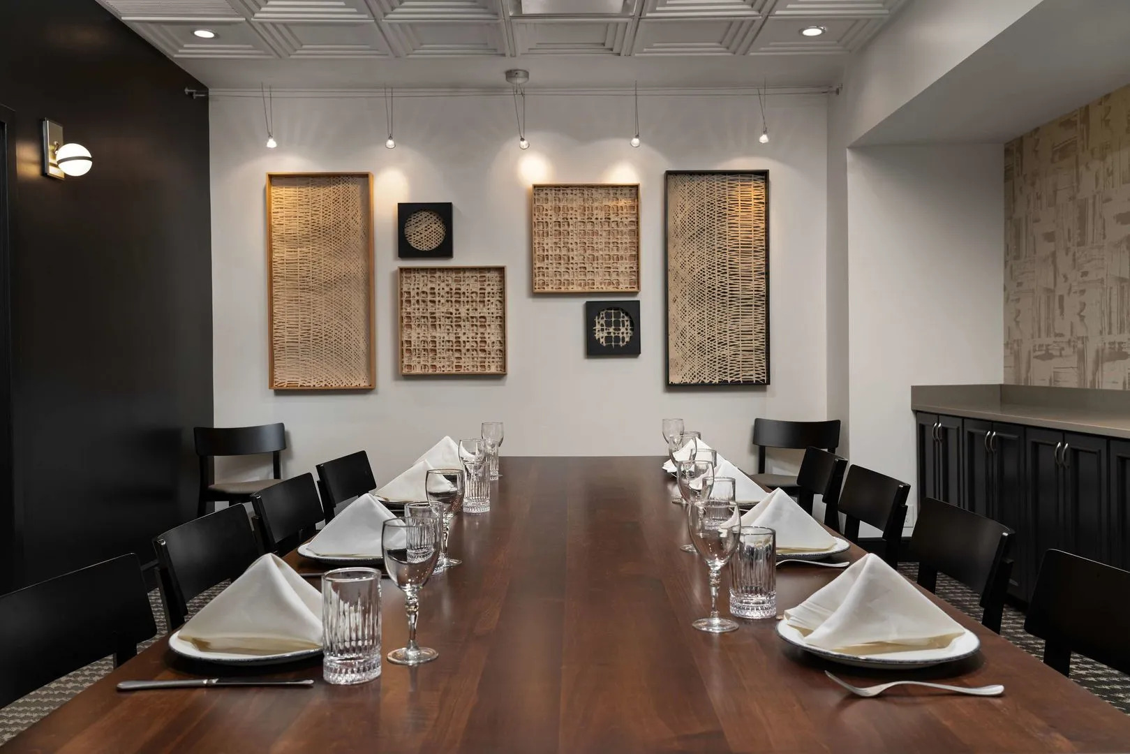 DoubleTree by Hilton Pittsburgh Airport