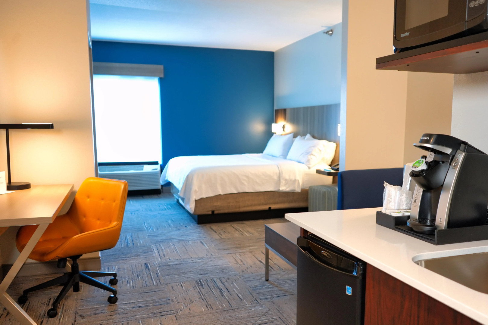 Holiday Inn Express Hotel & Suites Tampa Northwest - Oldsmar by IHG