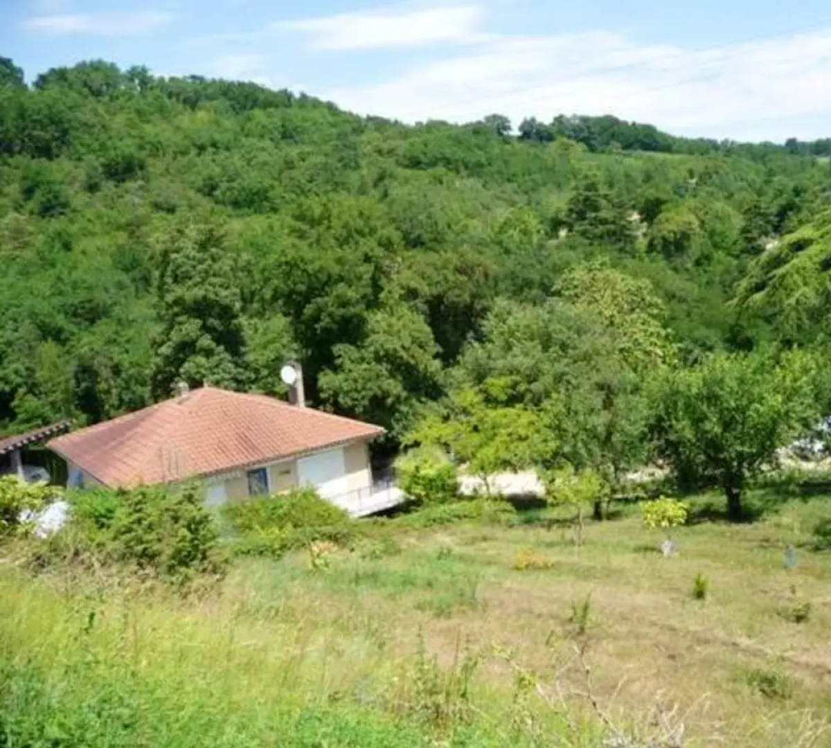 House With one Bedroom in Port-sainte-marie, With Wonderful Mountain View, Shared Pool and Furnished Balcony