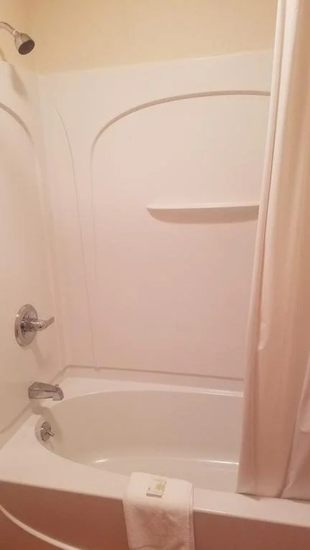 Eunica's Beaver Lodge