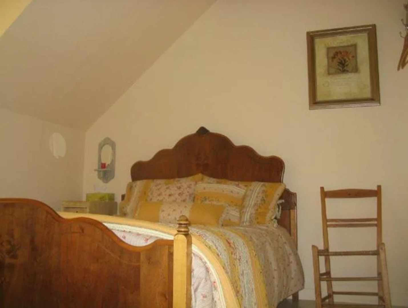 Table dans les nuages