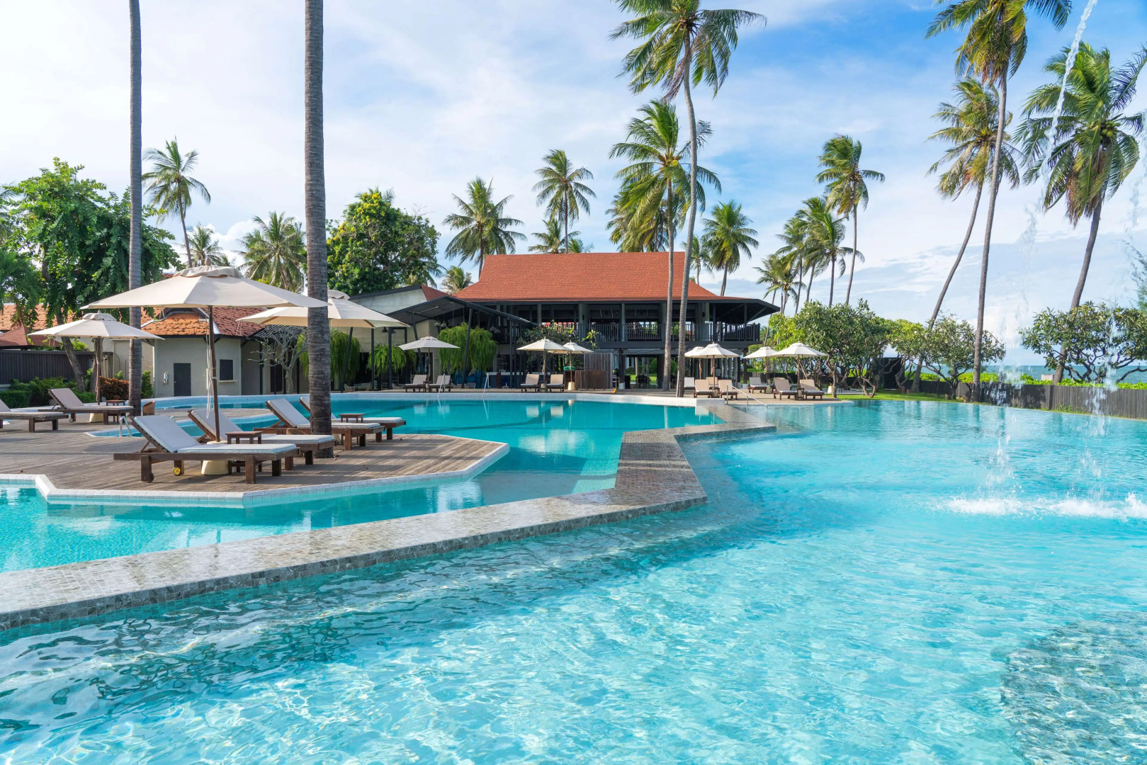 Курортный отель Wyndham Hua Hin Pranburi Resort & Villas