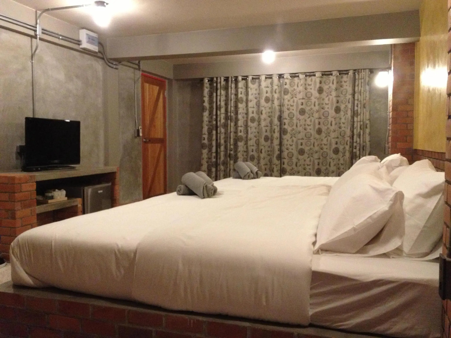 De Sea Almond Hotel Chumphon