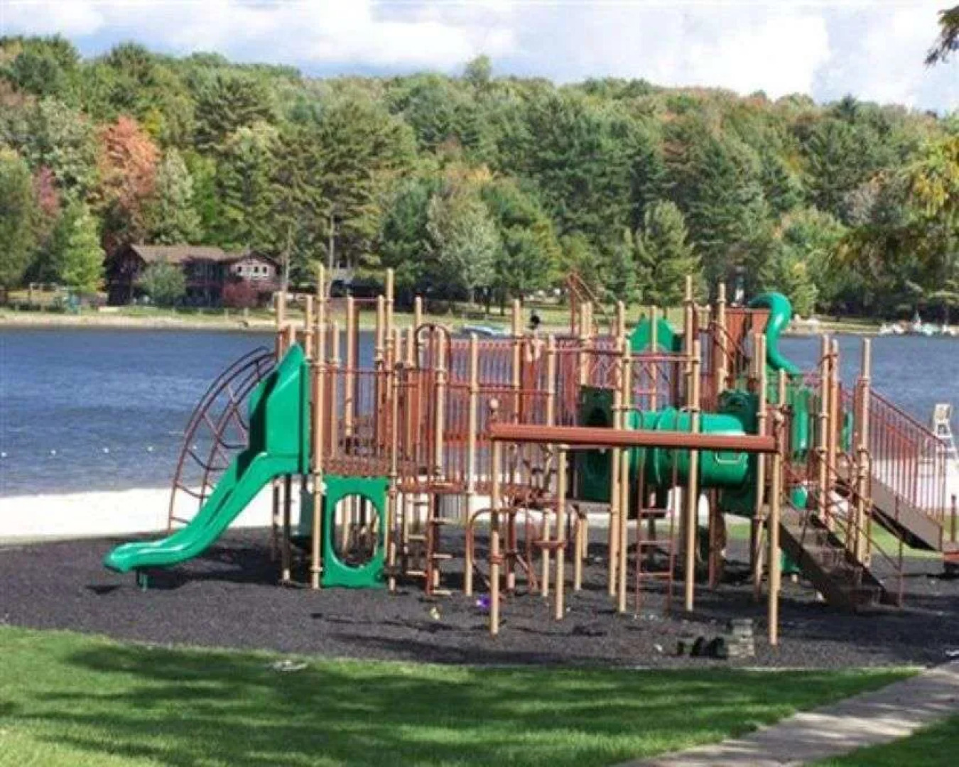 Wolf Run Manor At Treasure Lake