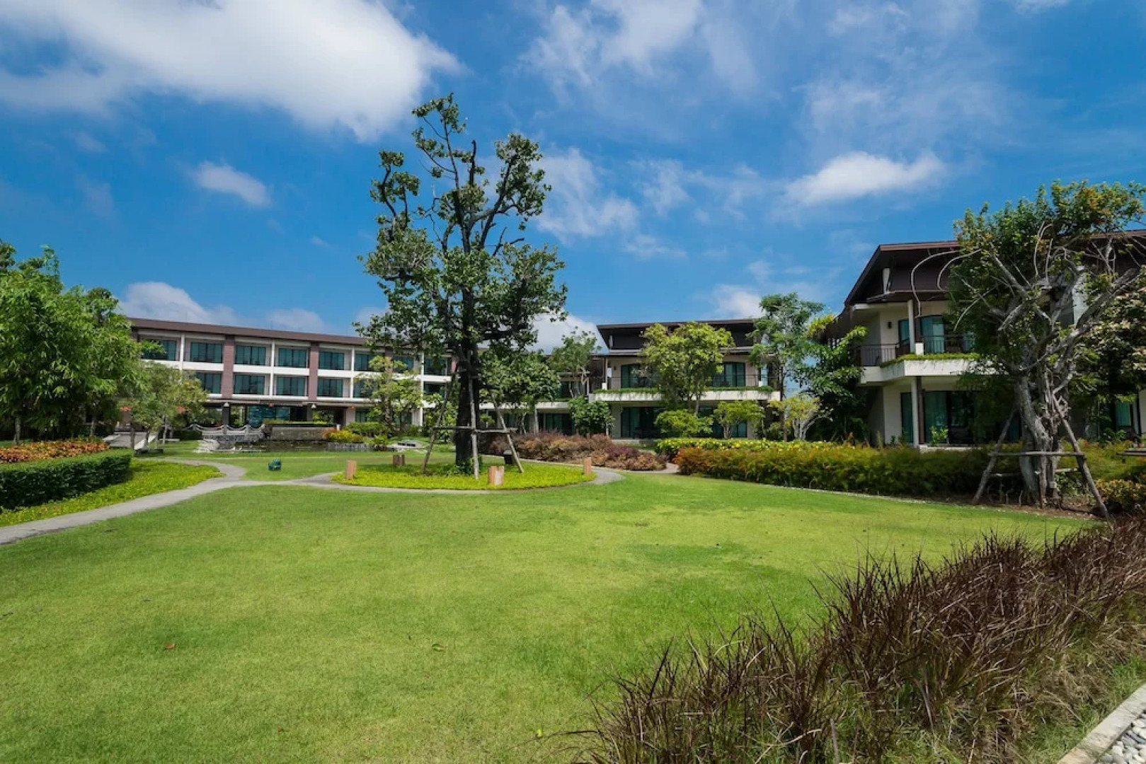 I Tara Resort & Spa Cha Am