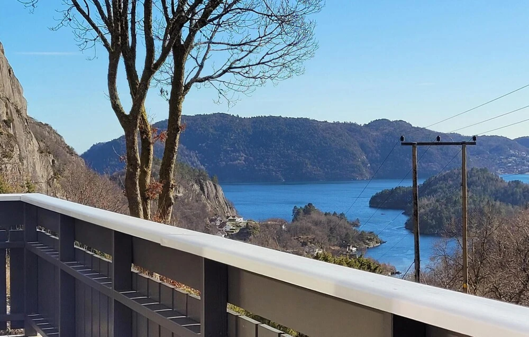 Nice Home in Lyngdal With Wifi and 4 Bedrooms