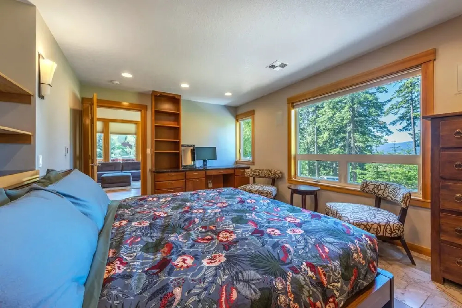 White Stag 4 Bedroom Home by RedAwning