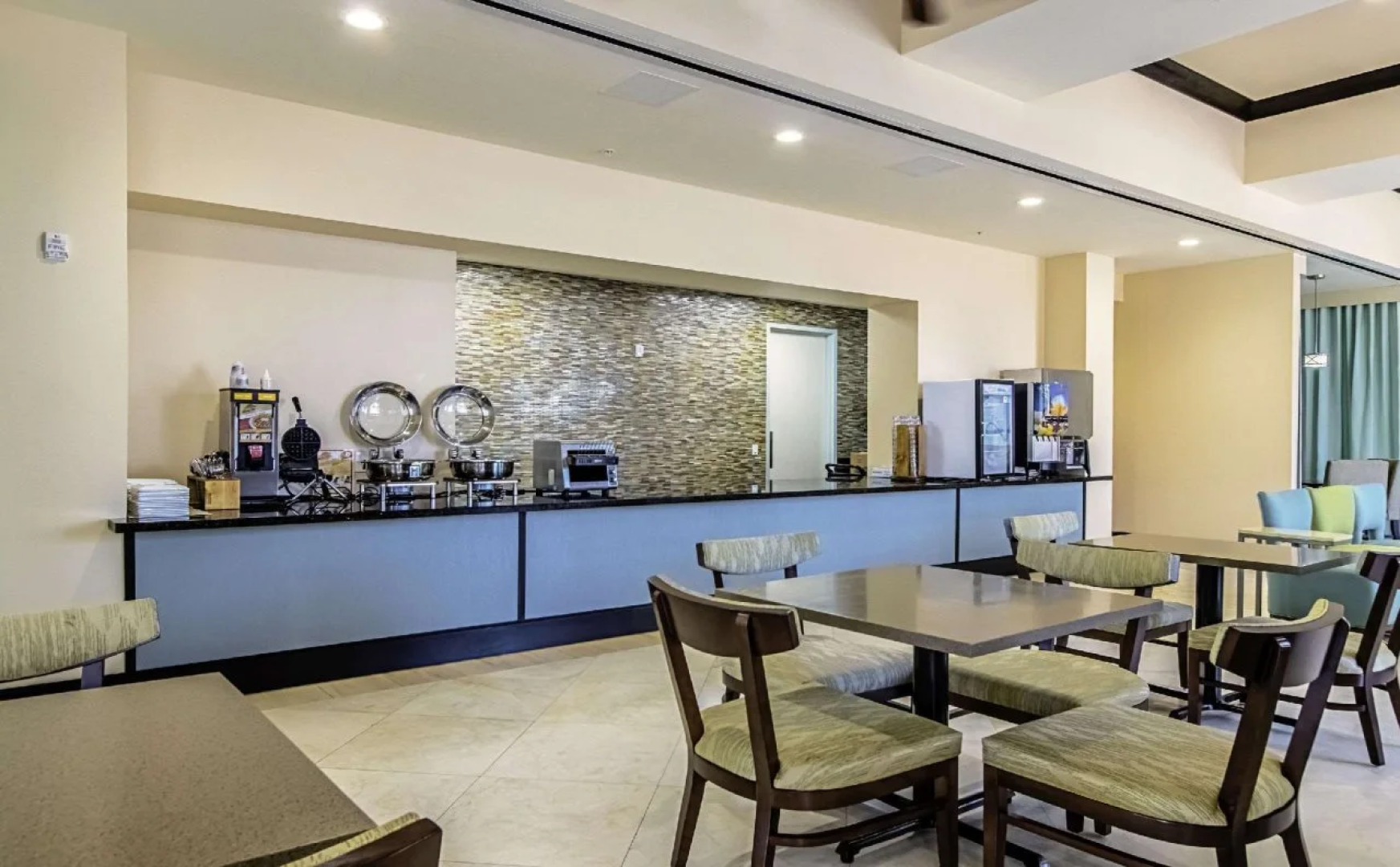 Hotel Dello Fort Lauderdale Airport, Tapestry Collection by Hilton