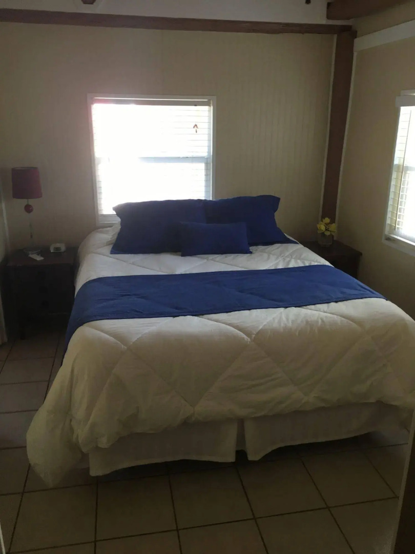 Sunset Cove Beach Resort