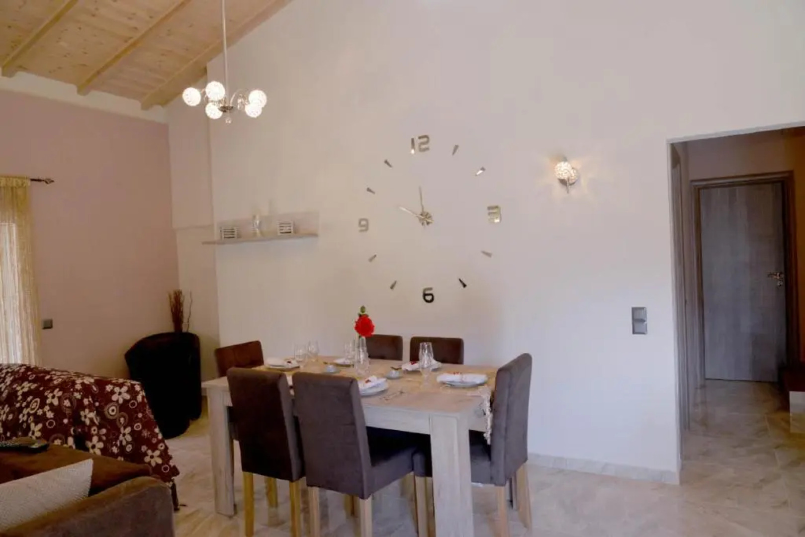 ANTIGONH COUNTRYSIDE VILLA !i