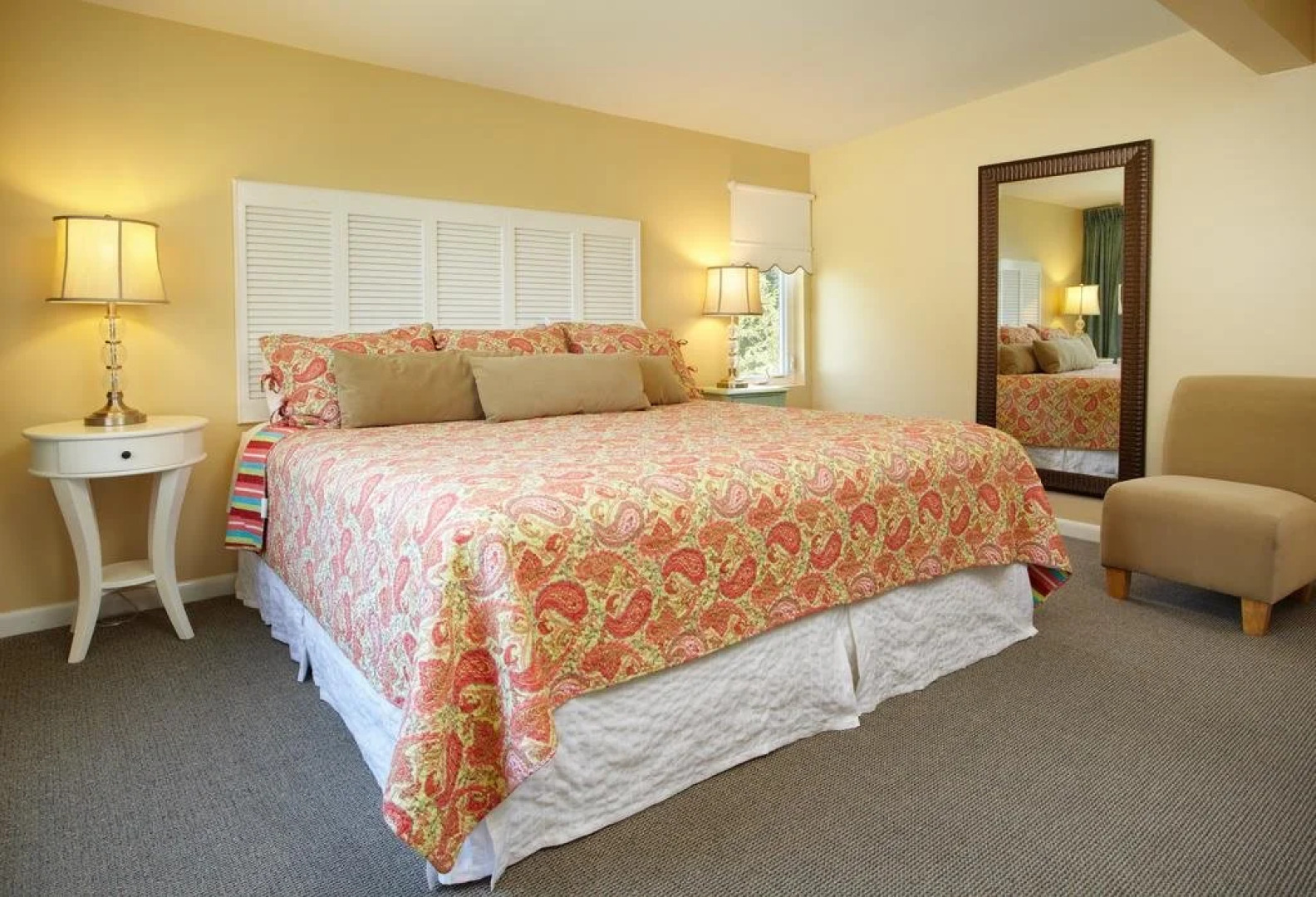 Breezeway Boutique Hotel