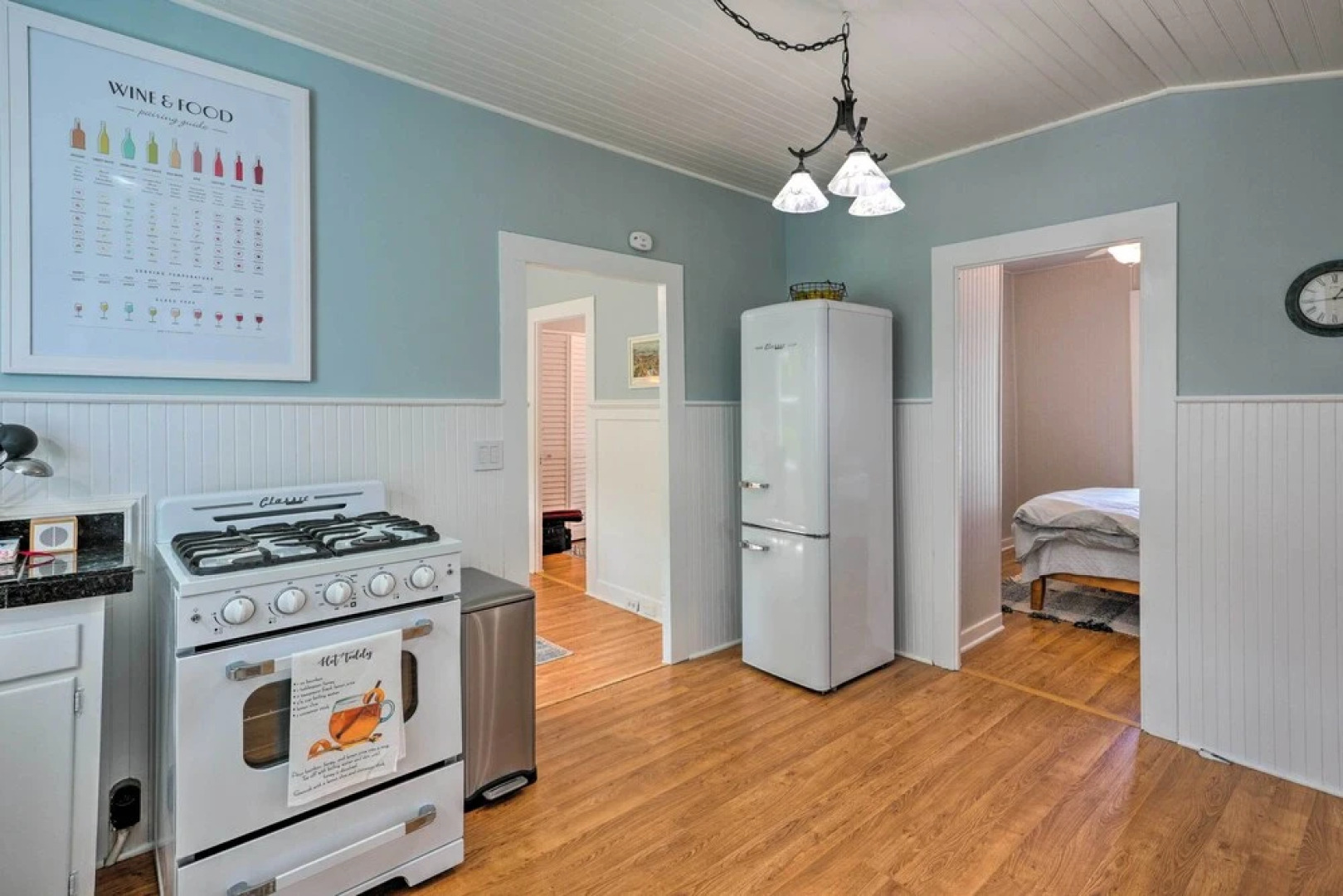 Walk to Main St: Historic Cottage in Sutter Creek