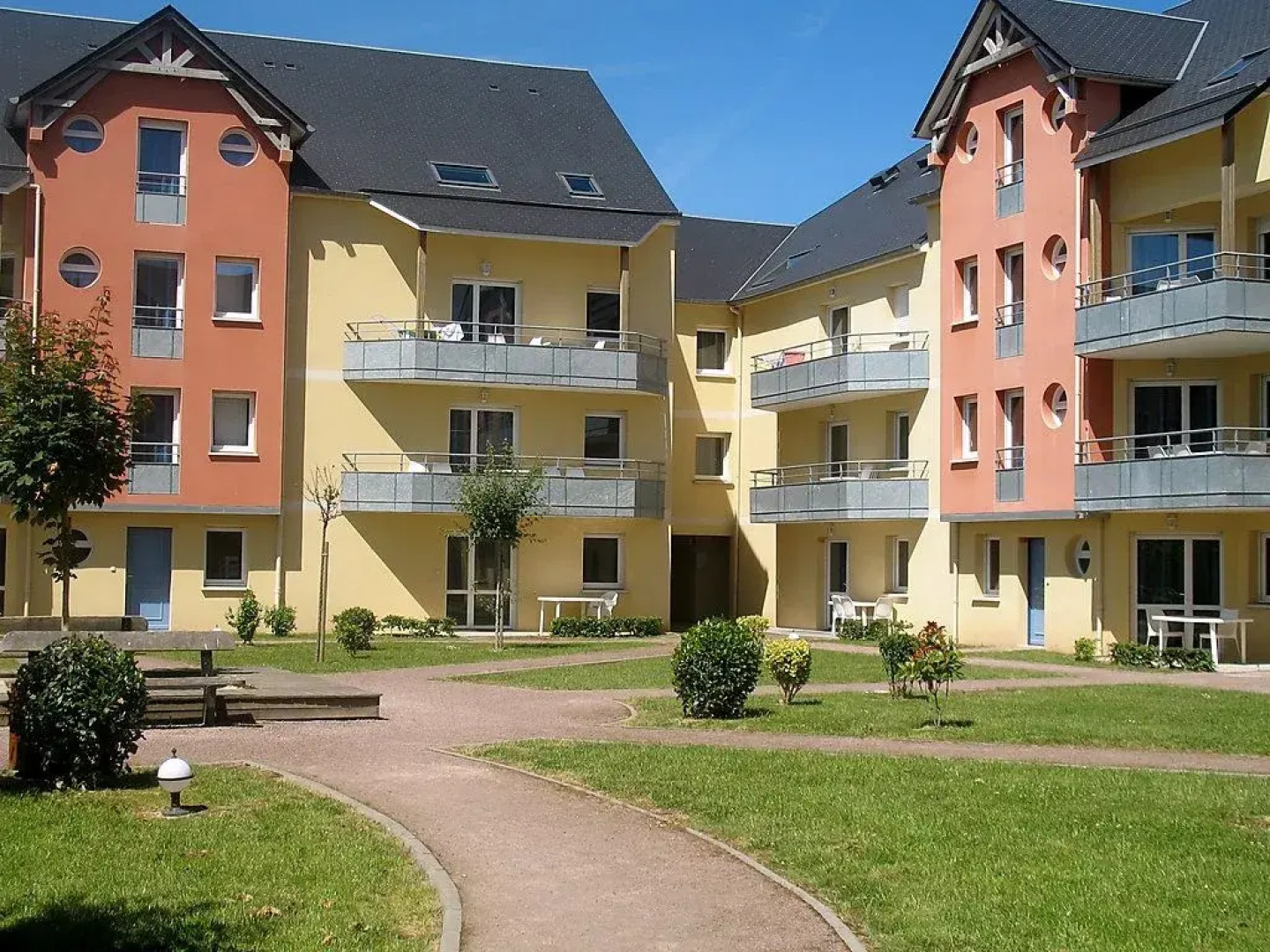 Adonis Grandcamp - Les Isles de Sola