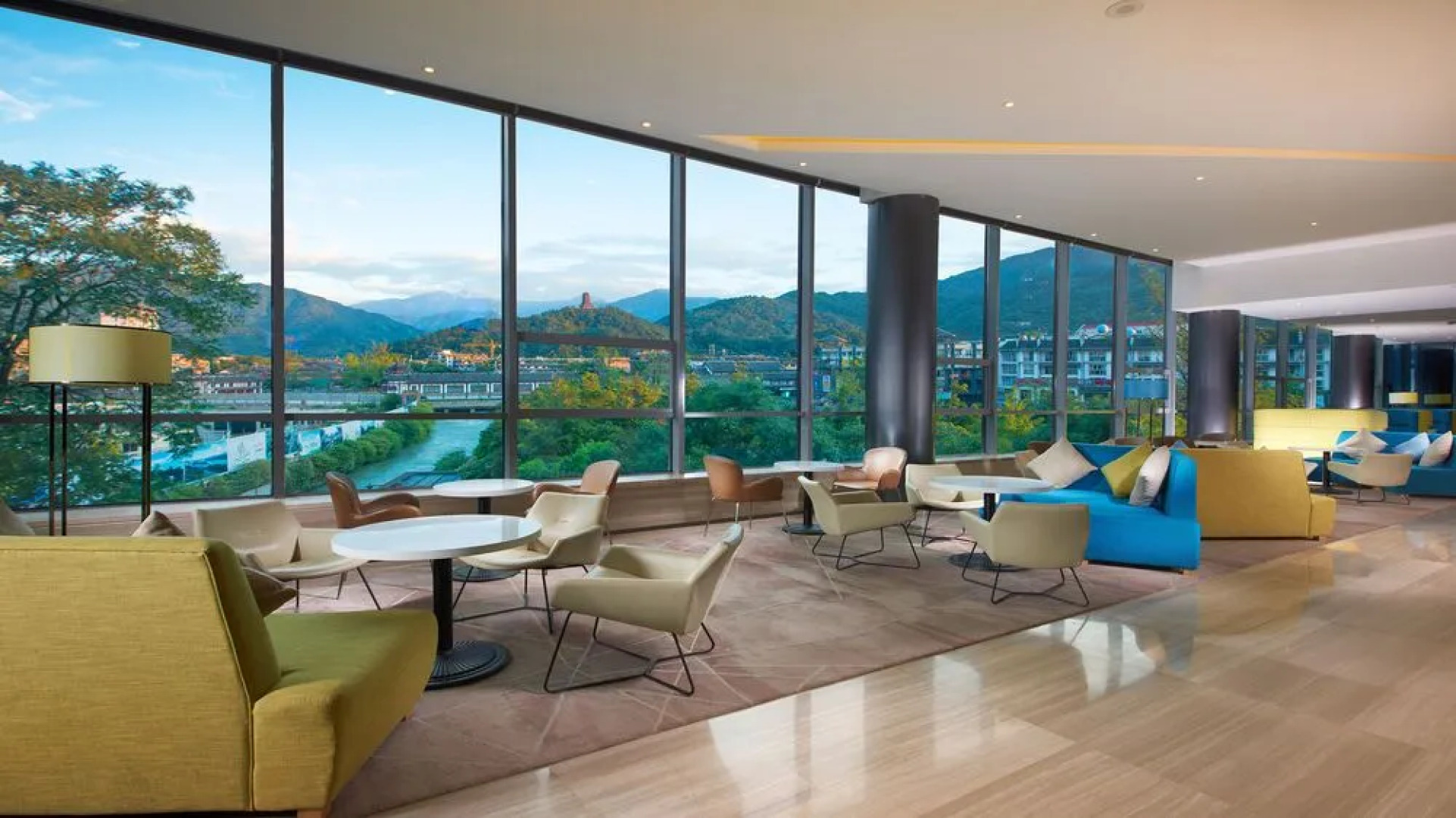 Holiday Inn Express Dujiangyan Downtown