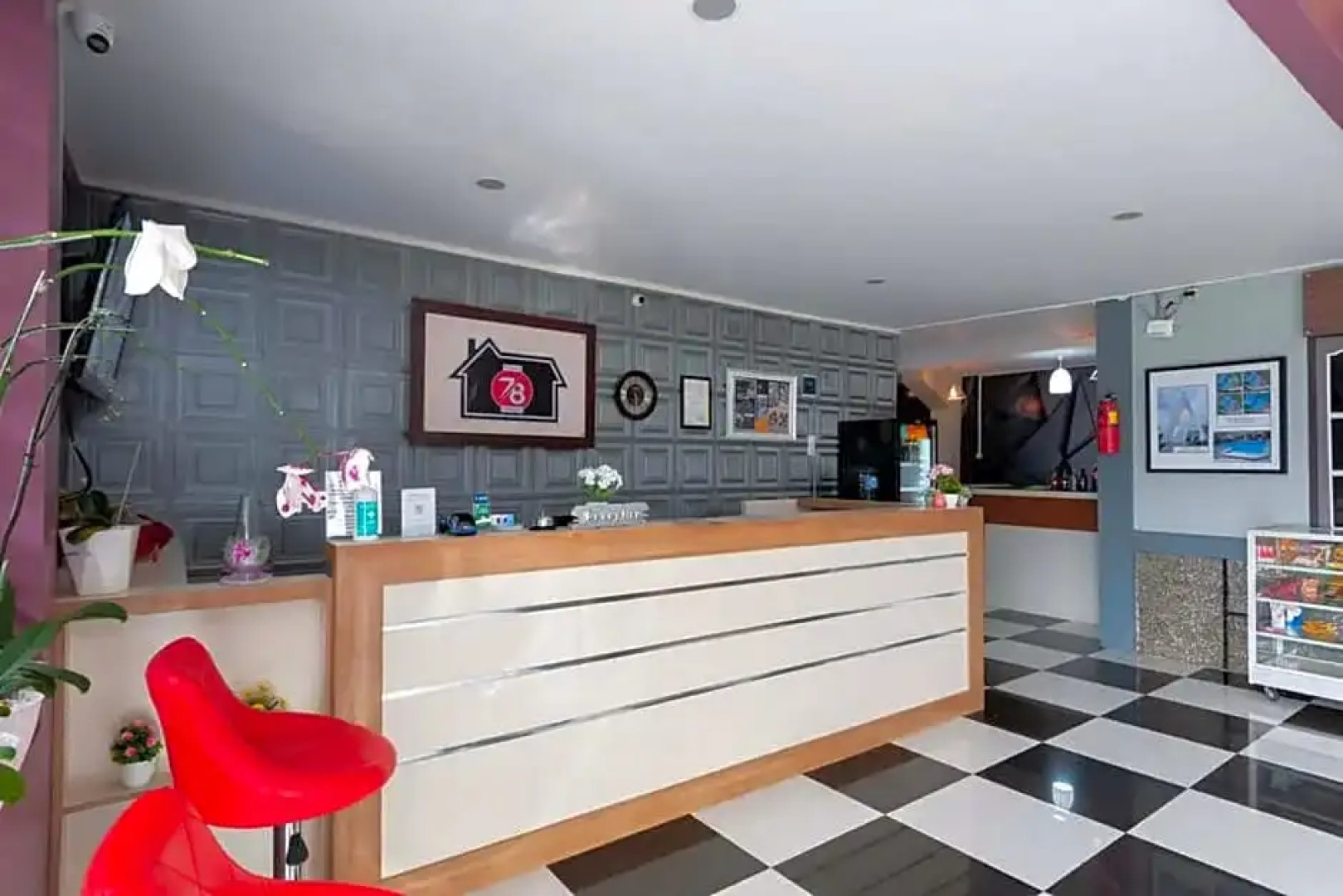 Hotel 78 Parapat Mitra RedDoorz