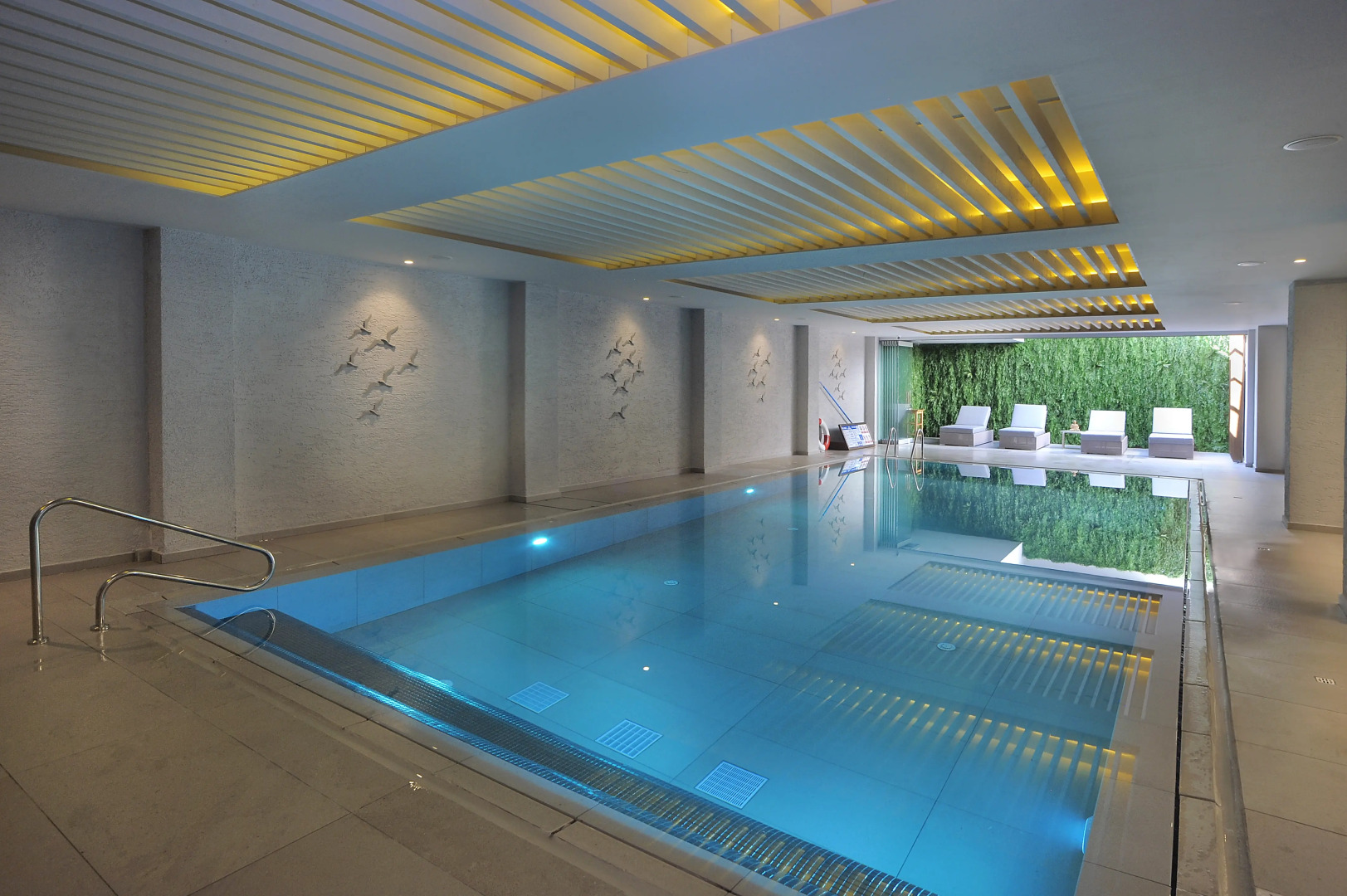 Отель Nelia Beach