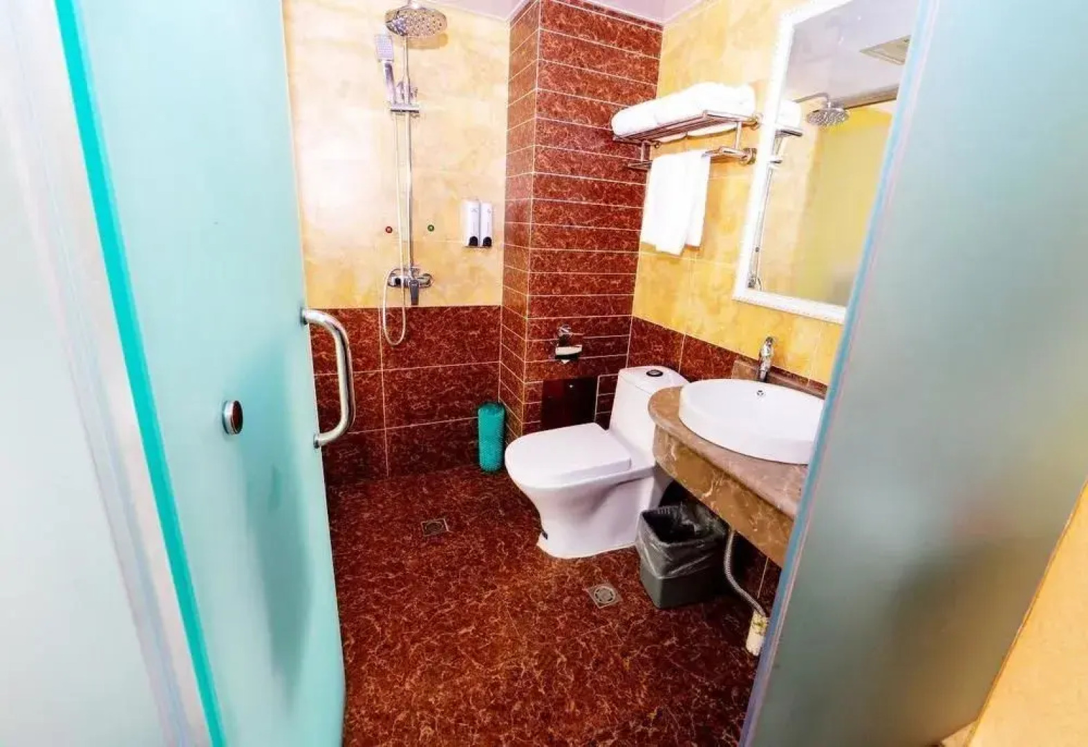 Century Sunshine Hotel