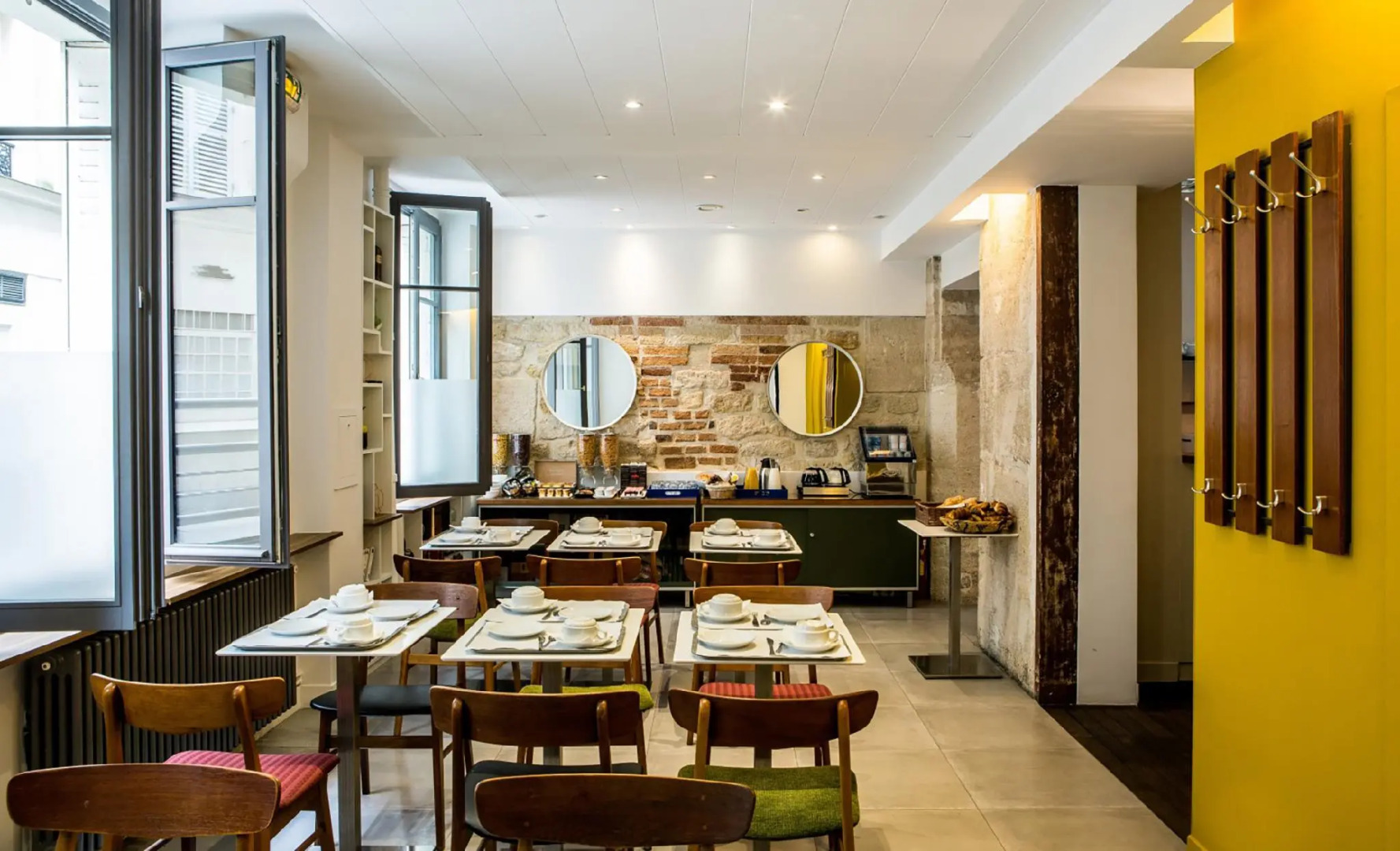 Отель Beaurepaire