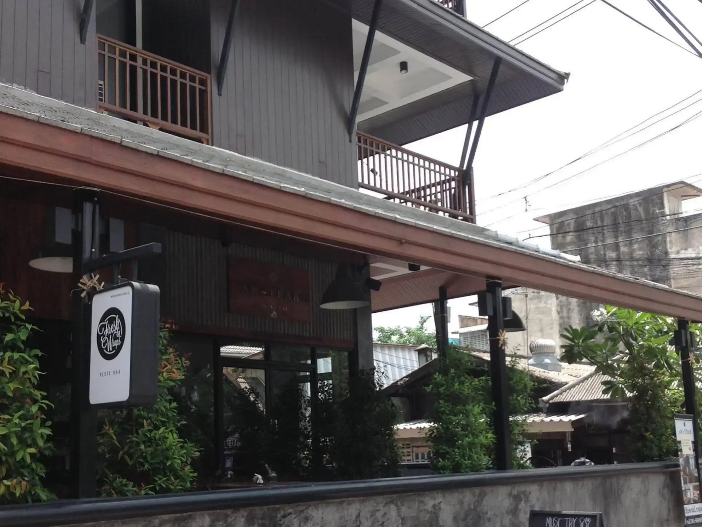 The An-Teak Chiang Mai