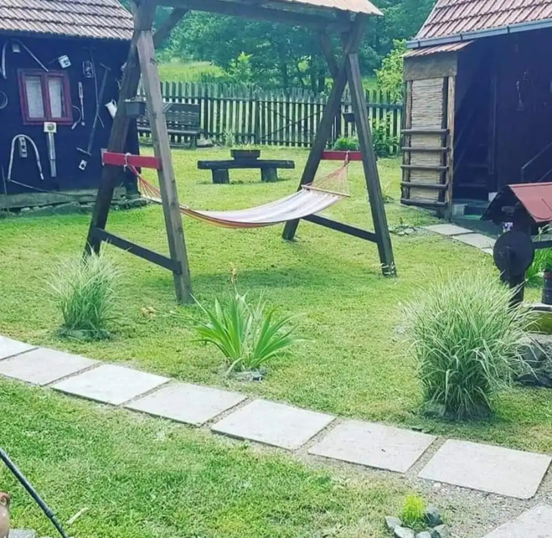 Apartment Sarganska Osmica 8