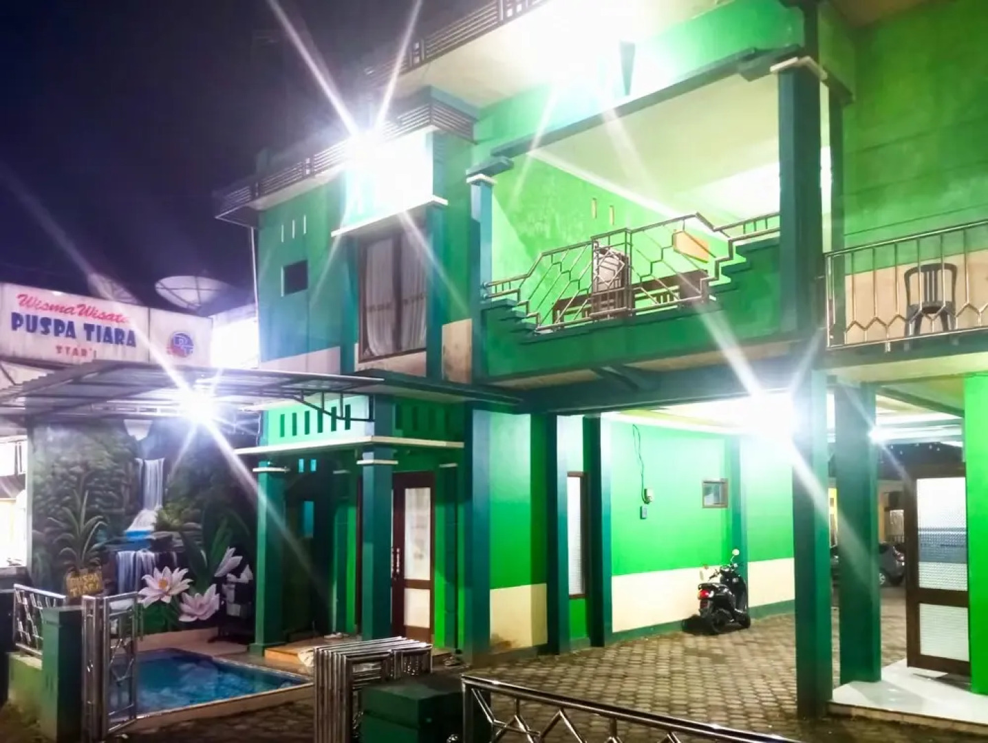 Puspa Tiara Syar'i Guci Mitra RedDoorz