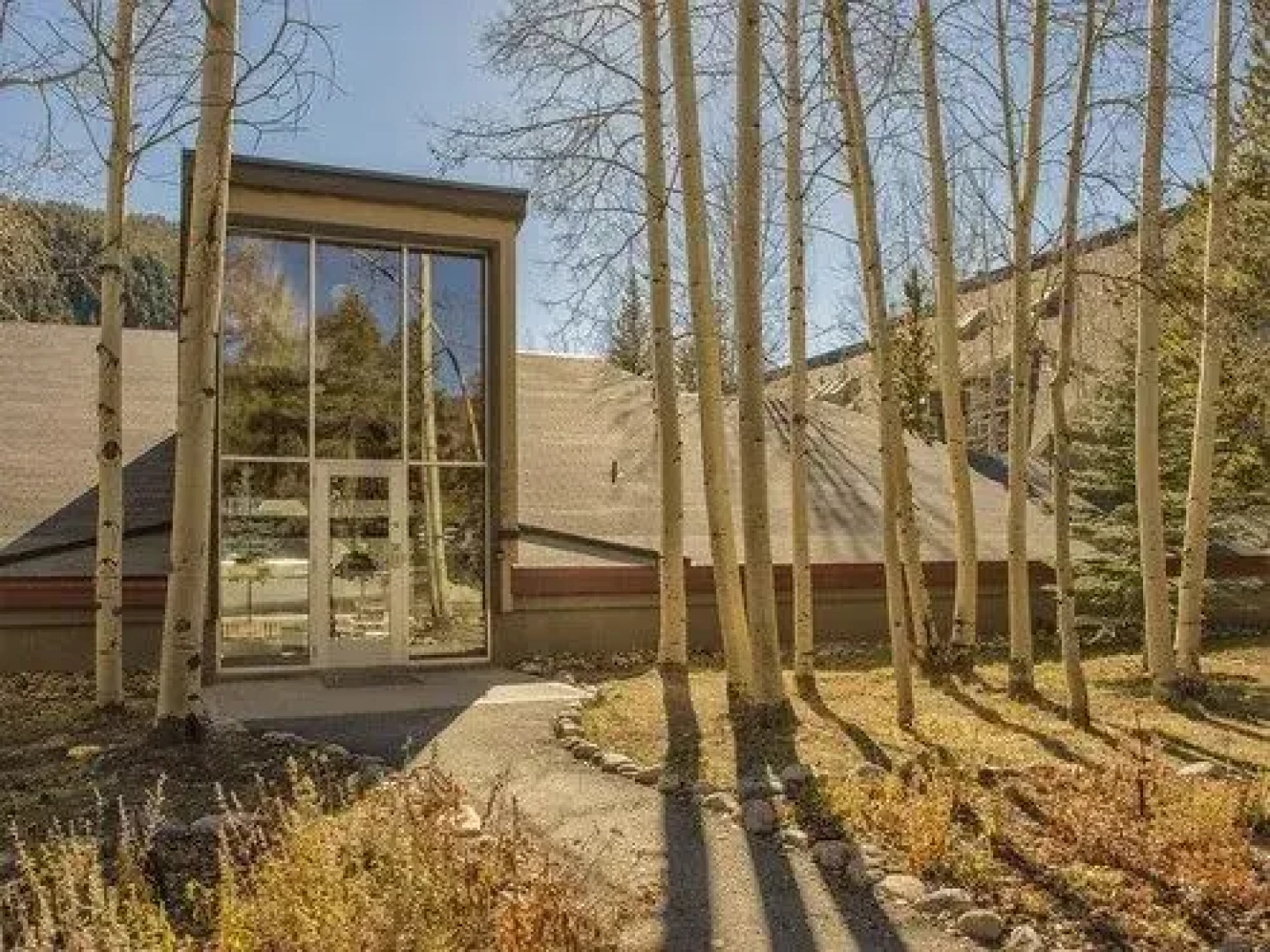 Pines Condominiums in West Keystone by Key to the Rockies