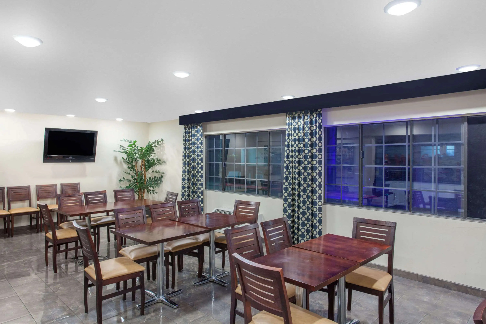 Ramada by Wyndham Culver City