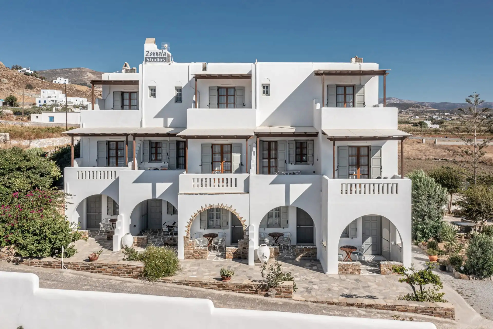 Zanneta Apartments & Suites