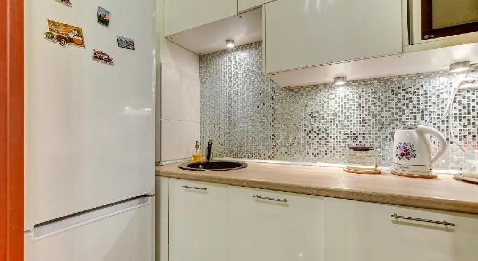 Avrora apartments Malaya Morskaya 16