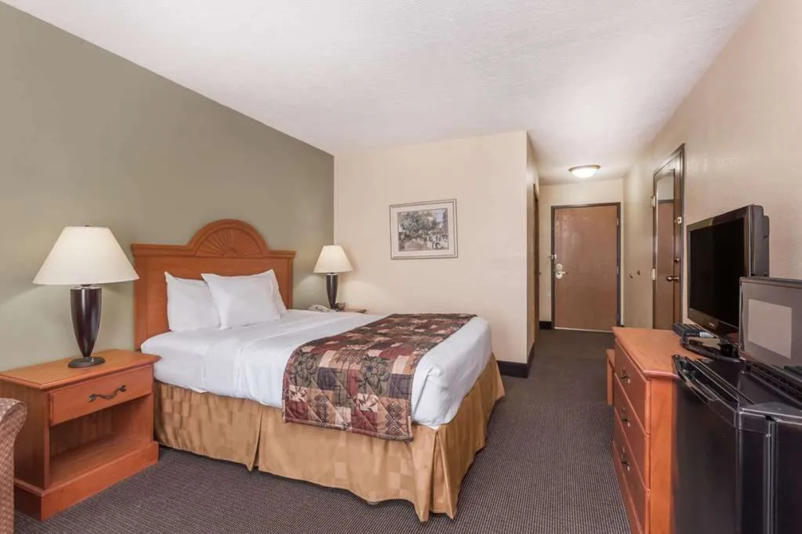Baymont Inn & Suites LaGrange
