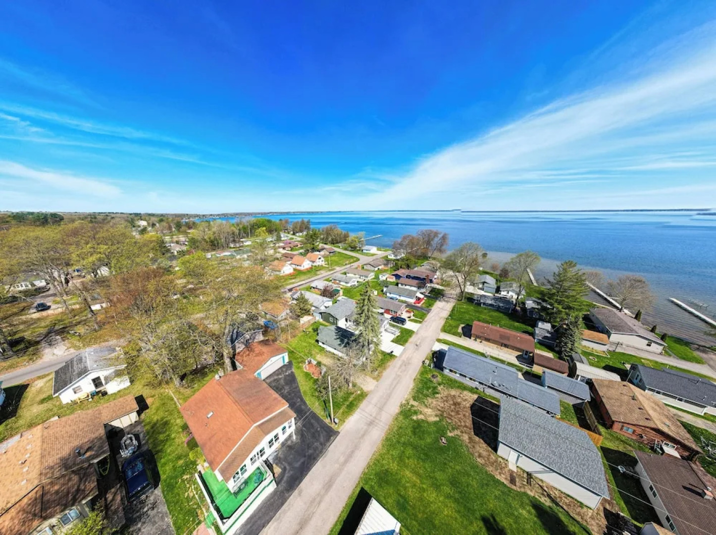 Houghton Lake Cottage - Central Location!