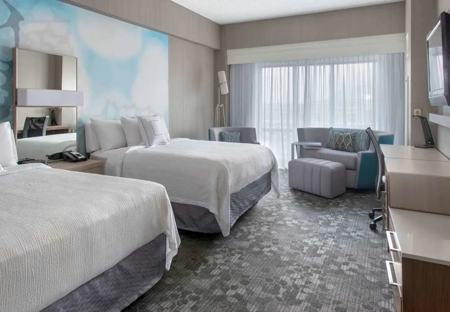 Courtyard Newark Elizabeth