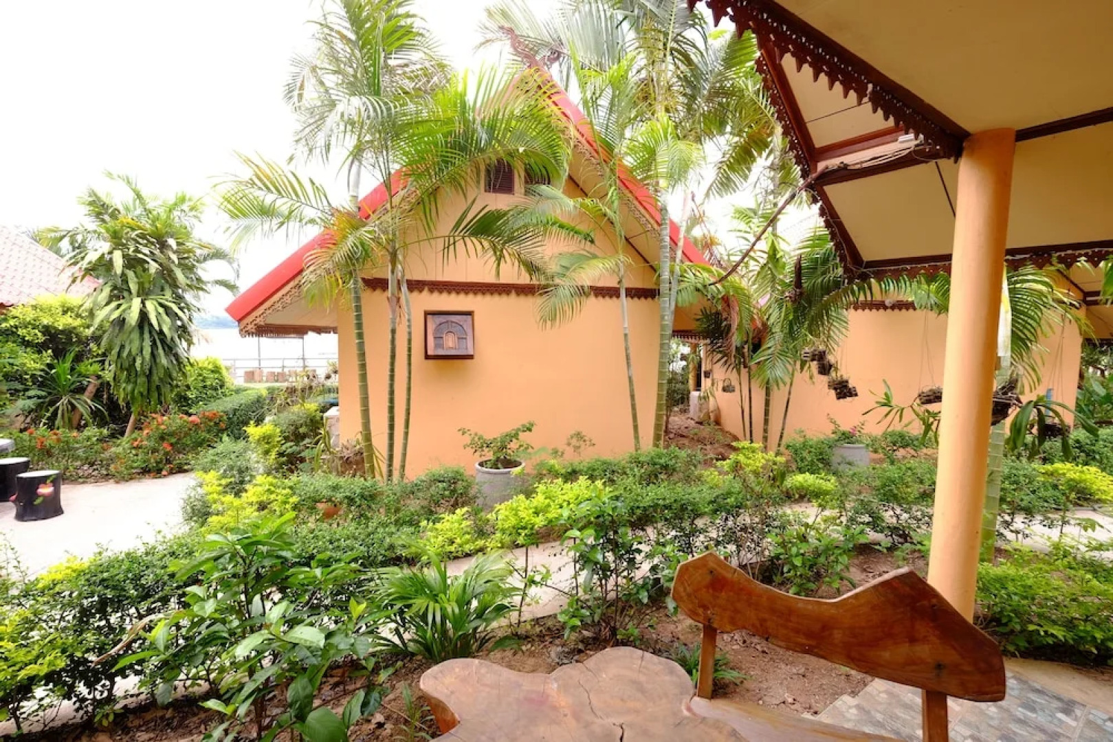Rotchana's Retreat Hotel on Mekong That Phanom