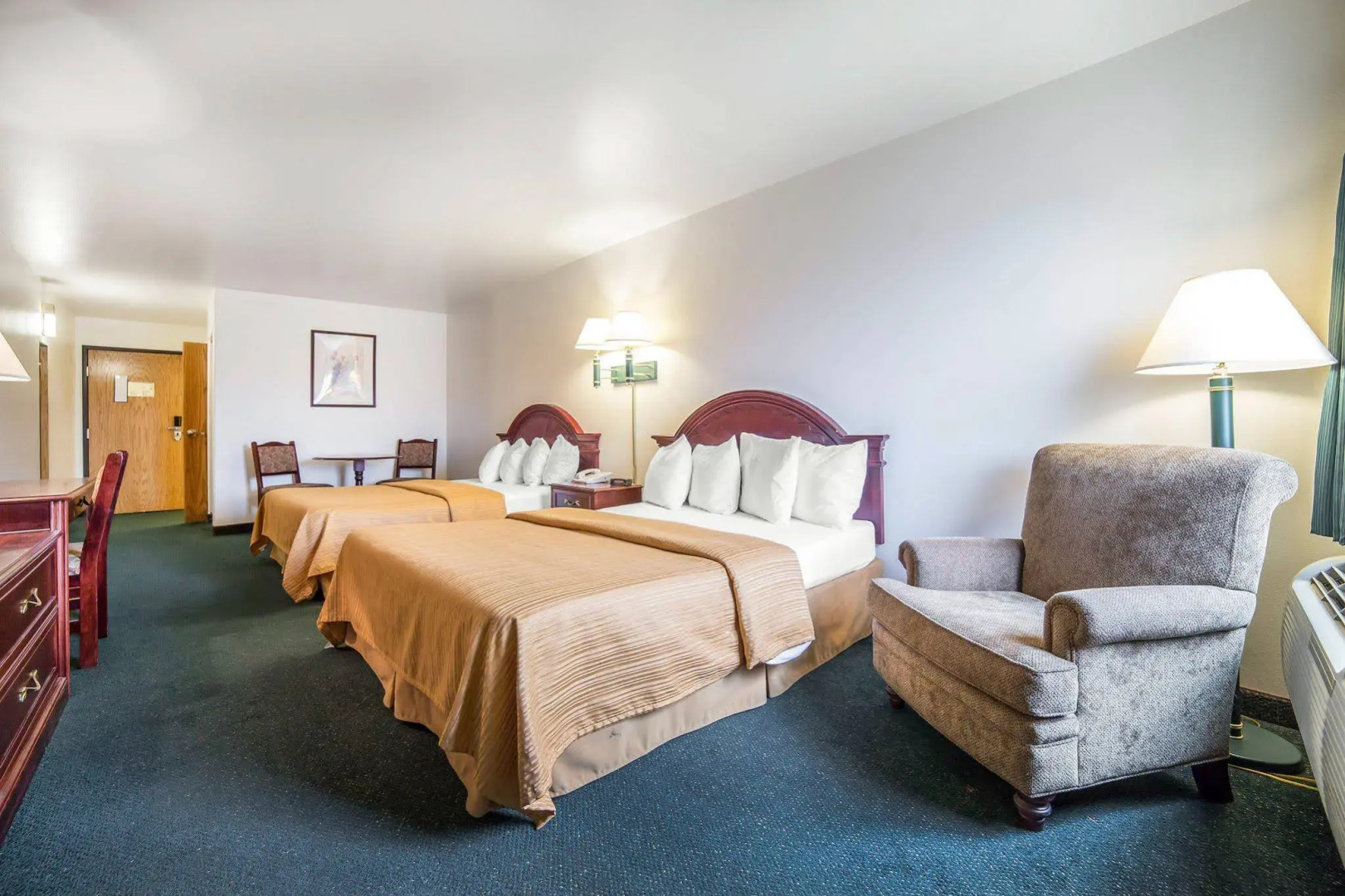 Helena Inn Airport